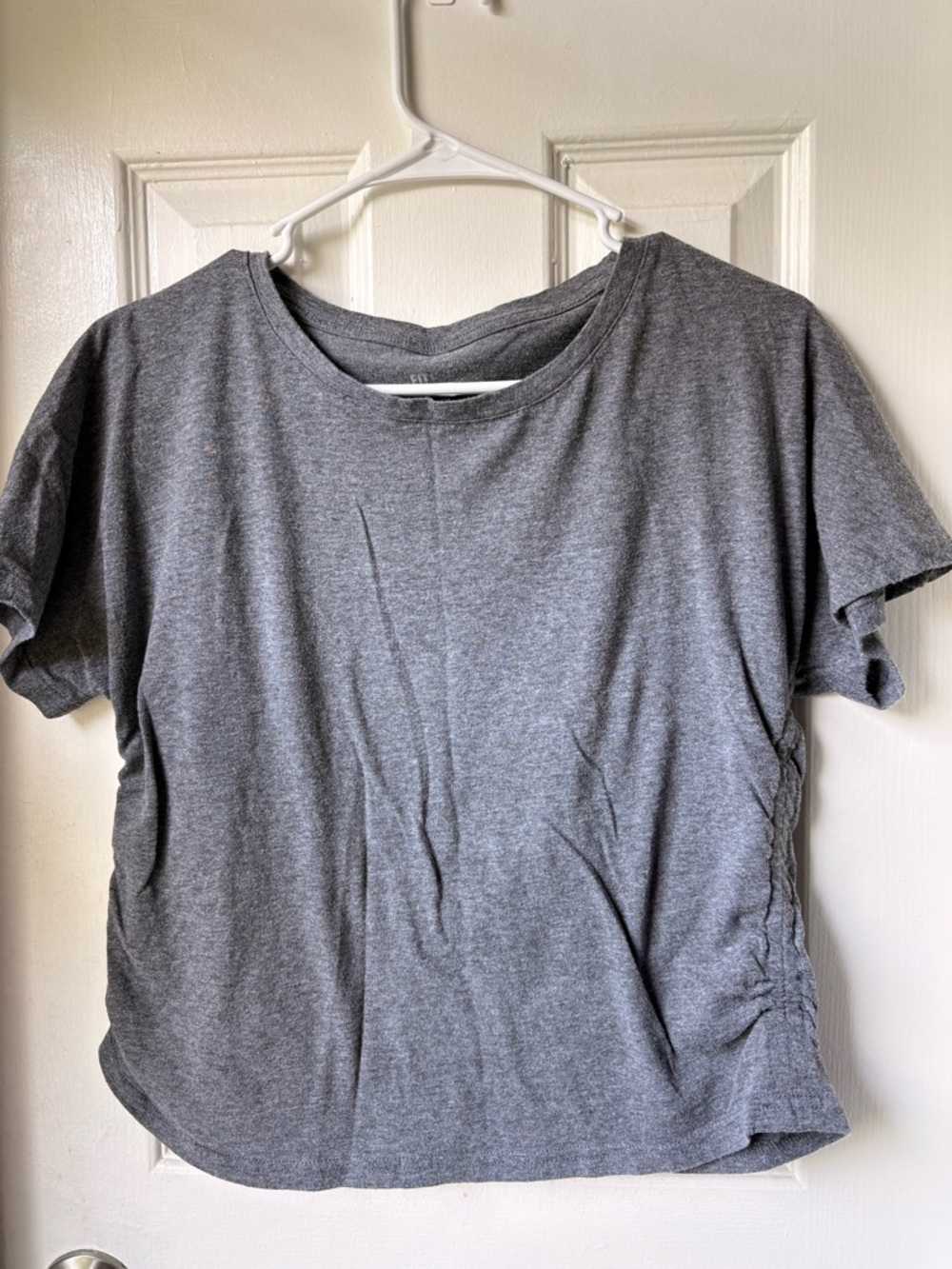 Everyday Short Sleeve Ruched Tee - Gray